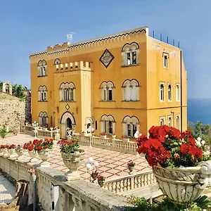 4* Hotel Riis