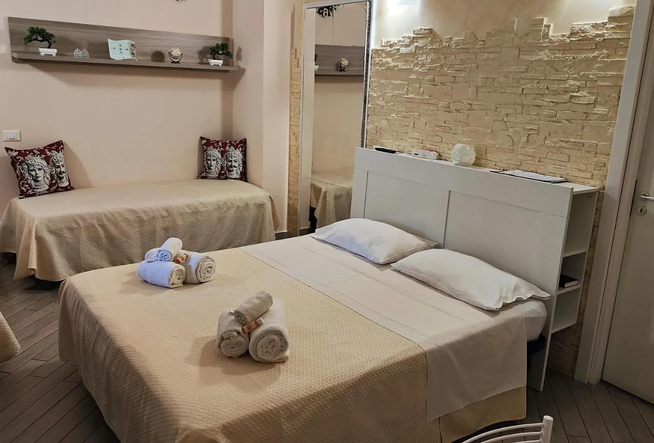 Sicily In Love - Rooms & Breakfast Таормина